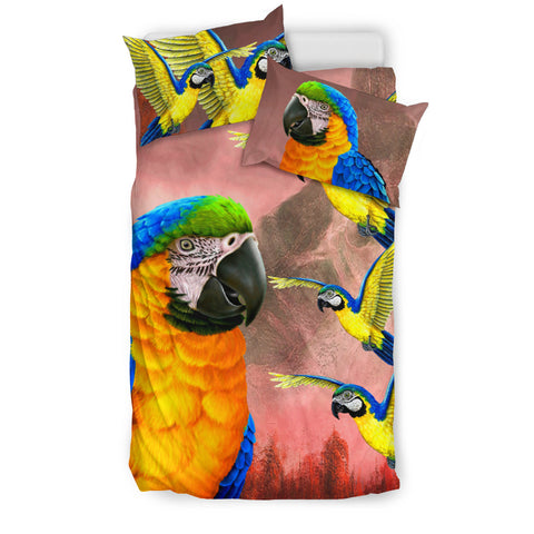 Blue And Yellow Macaw Parrot Print Bedding Set